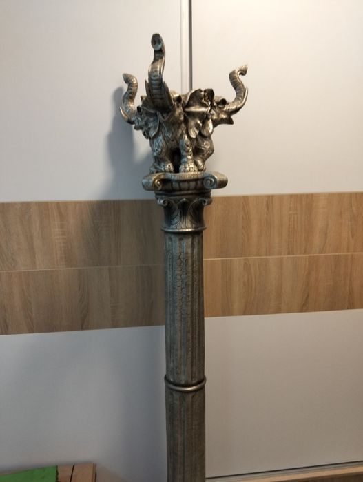 Piedestal veioză