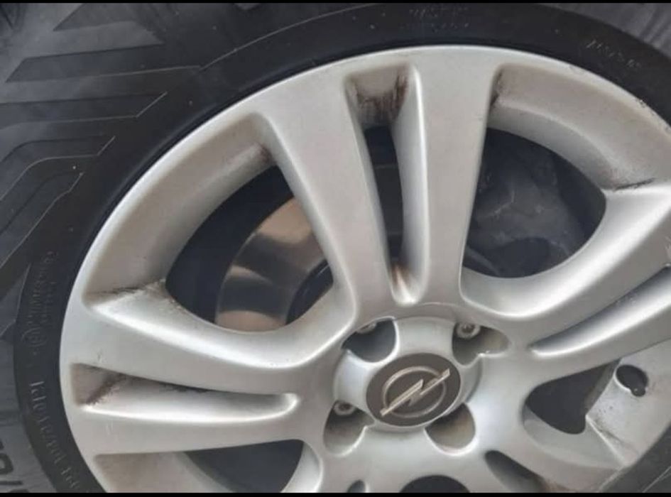 Opel corsa 1.2 eco flex 2012