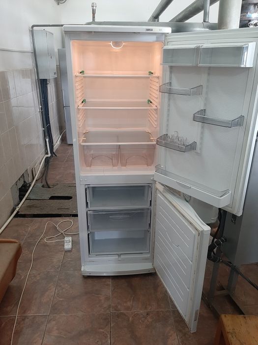 Холодильник  доставка