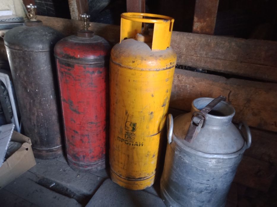 Продам Газ балон, батарея!