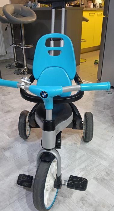 Vând tricicleta originala BMW