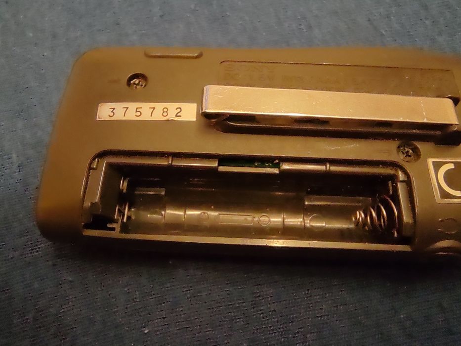 Radio Sony srf-s83 portabil de colecție.