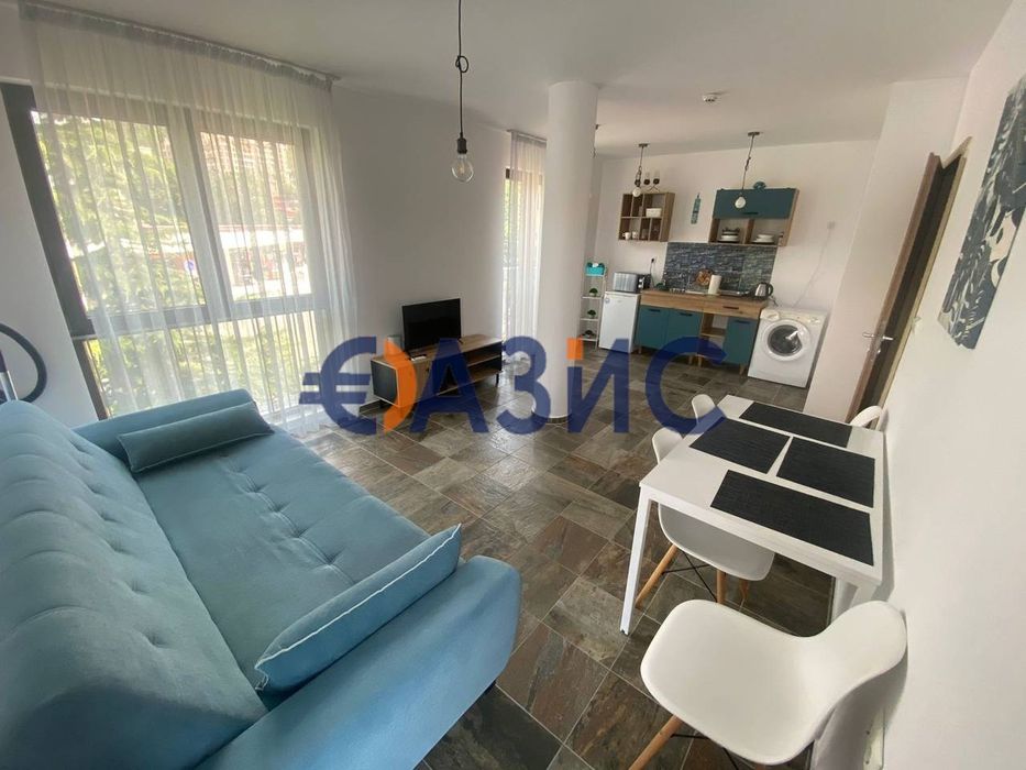 Продава се Двустаен апартамент в к.к. Елените - 65 кв.м за 487 €/кв.м - Снимка #7