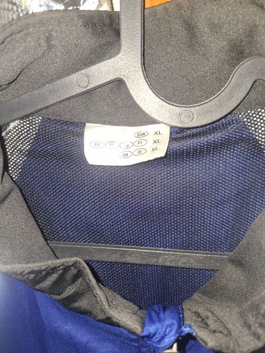 geaca/vesta XL Linea Primero fas buzunare cu fermoare