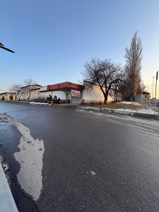 Продам дом на 1й Линии рядом с кругом Уч Кахрамон 6 соток