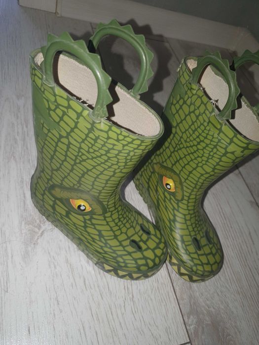 Резиновые сапоги