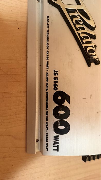 Vand subwoofer cu tot cu cabluri