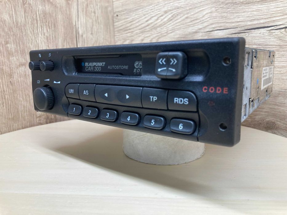 Opel Radio Casetofon CD Player Blaupunkt CAR300 Omega Astra Vectra Corsa Zafira