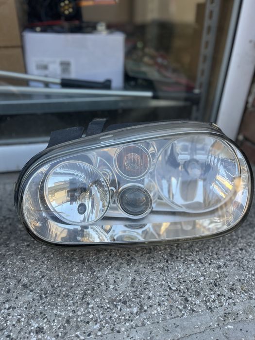 Фарове Голф 4 Valeo 1998-2004