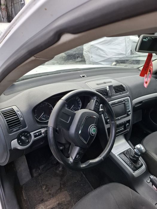 Skoda Octavia 2011 година 1.4 TSI Бензин 122 к.с автоматик DSG