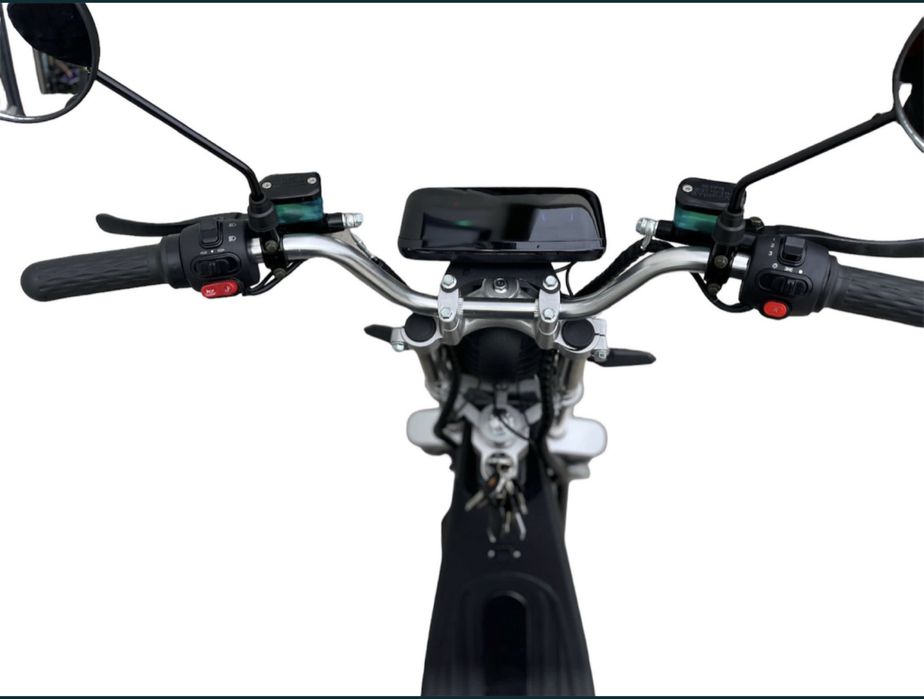 Scuter electric cu cartela model 2026