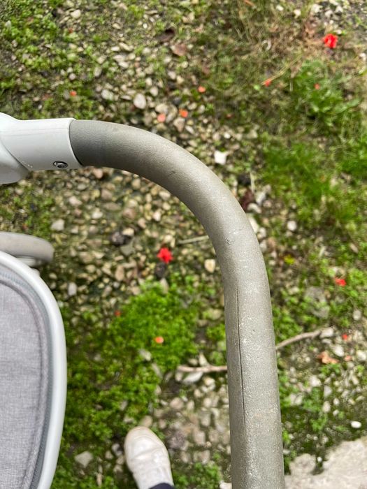 Бебешка количка Lorelli Luna 2-в-1 + кош за кола и зимно термочувалче