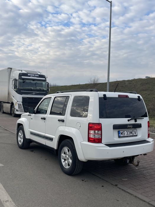 Jeep KK Cherokee
