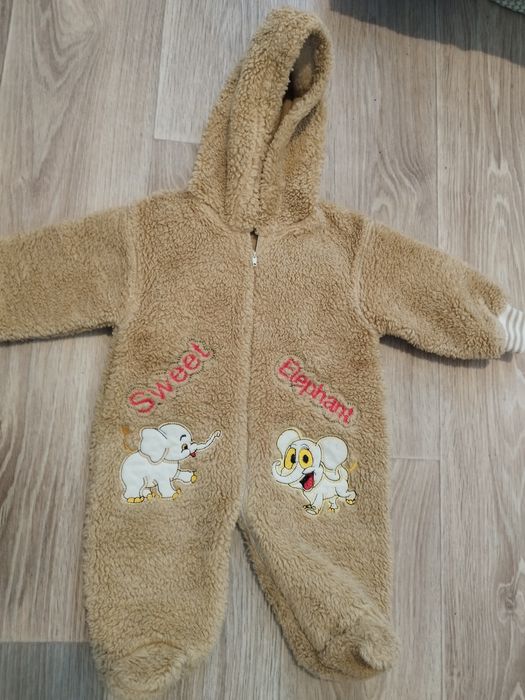 Продаю комбинезон и конверт кокон