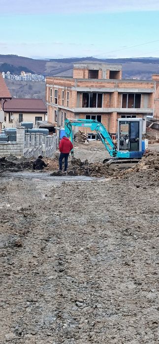 Excavatii Demolari Utilaje de inchiriat miniexcavator bobcat dumper et