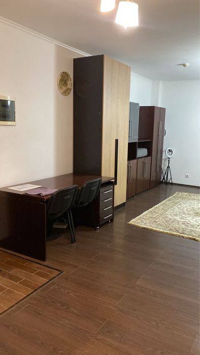 Сдам 2х комн квартиру