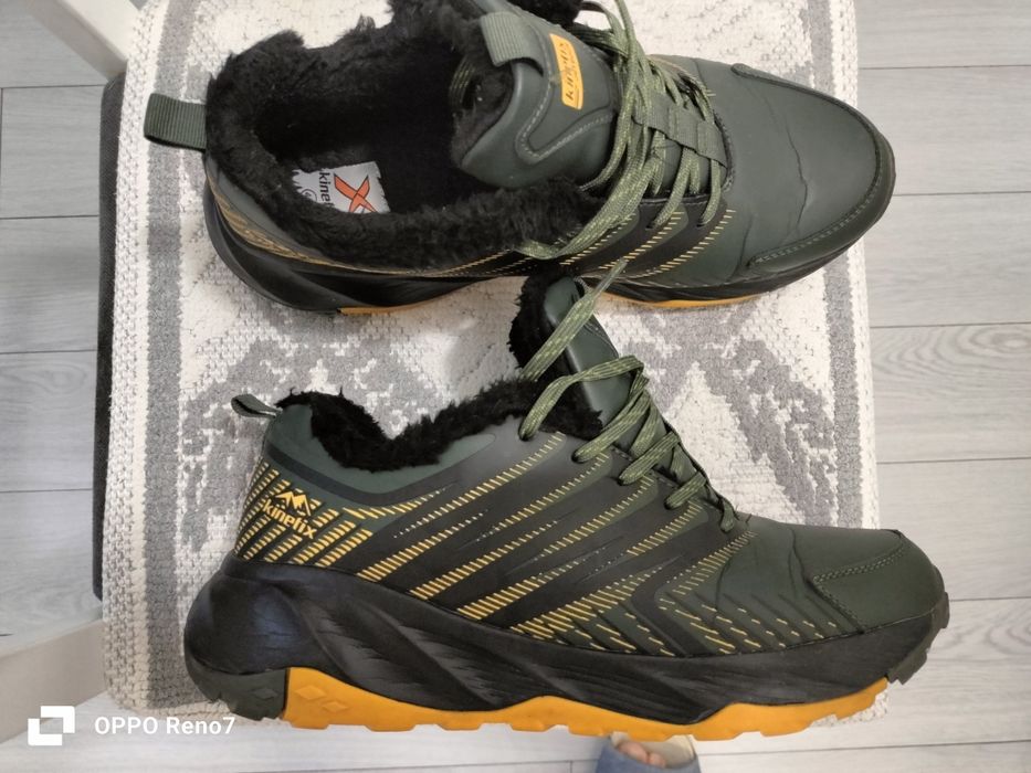 Кроссовки Демисезонные