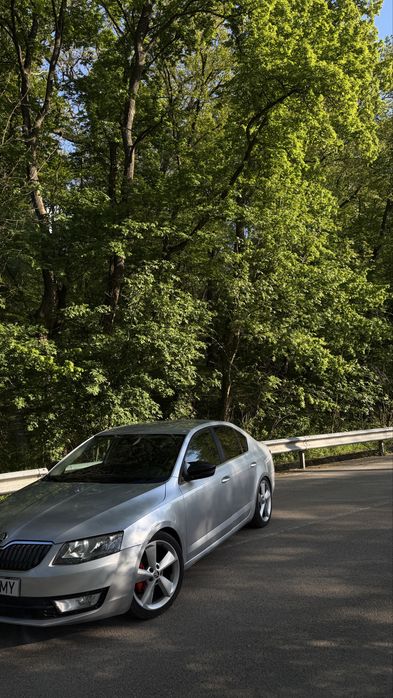 SKODA Octavia 2013 — imagine 2