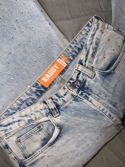 Review Baggy Jeans with Sparkle