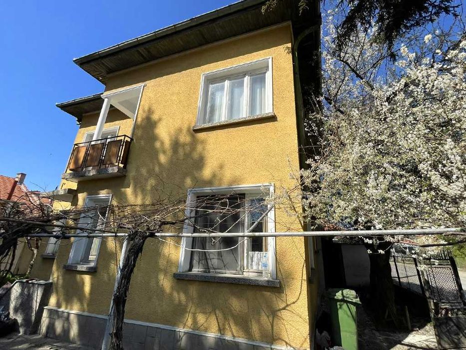 Продава се Къща в Лом - 150 кв.м за 654 €/кв.м - Снимка #2