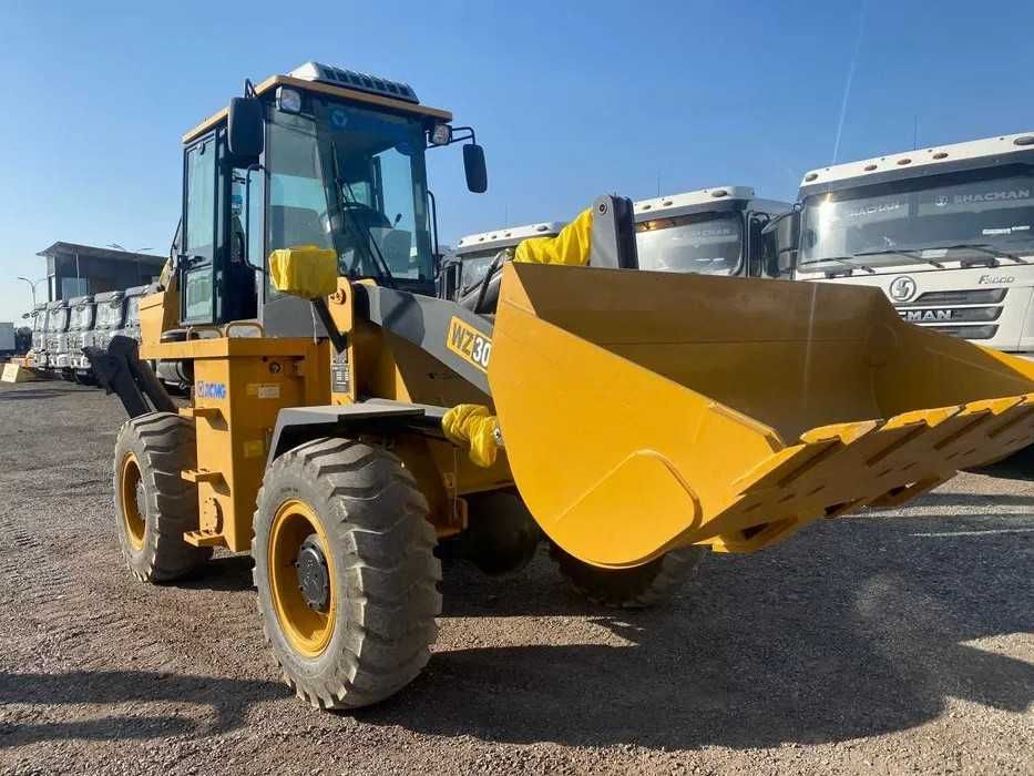 Экскаватор-погрузчик WZ30-25 в наличии!