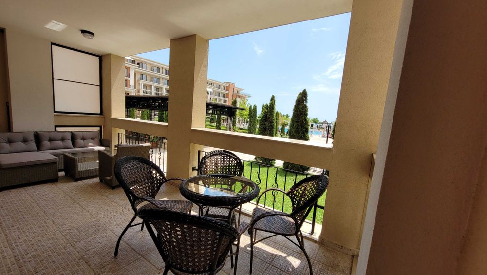 ПЪРВА ЛИНИЯ! Апартамент с 2 спални в Prestige fort noks