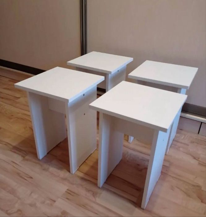 Комплект стол стулья, табуретки