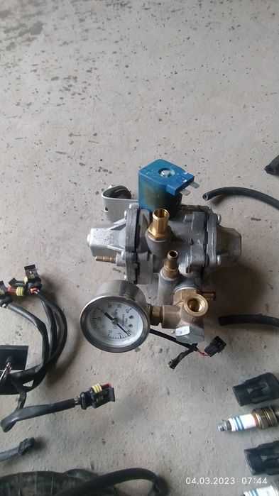 4 - пакаления метан газзи хамма аксессуарлари сотилвотти