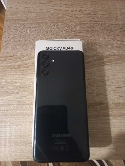 Телефон Samsung A 04s