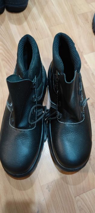 Ботинки зимние летние рабочие