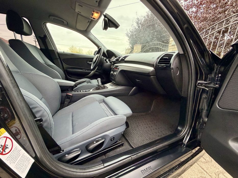 BMW Seria 1 2009 — imagine 5