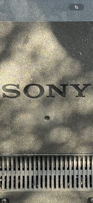 Телевизор Sony рабочий, разбит экран