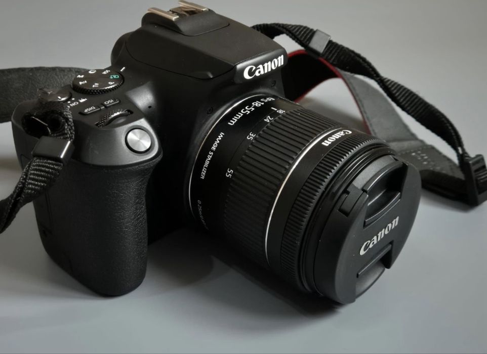 Canon 250D комлет.