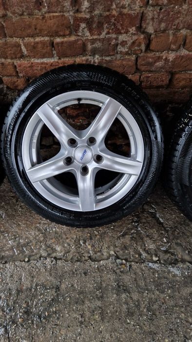 JEEP  джанти със зимни гуми 215/55/17  7,5J×17  ET55  5×127