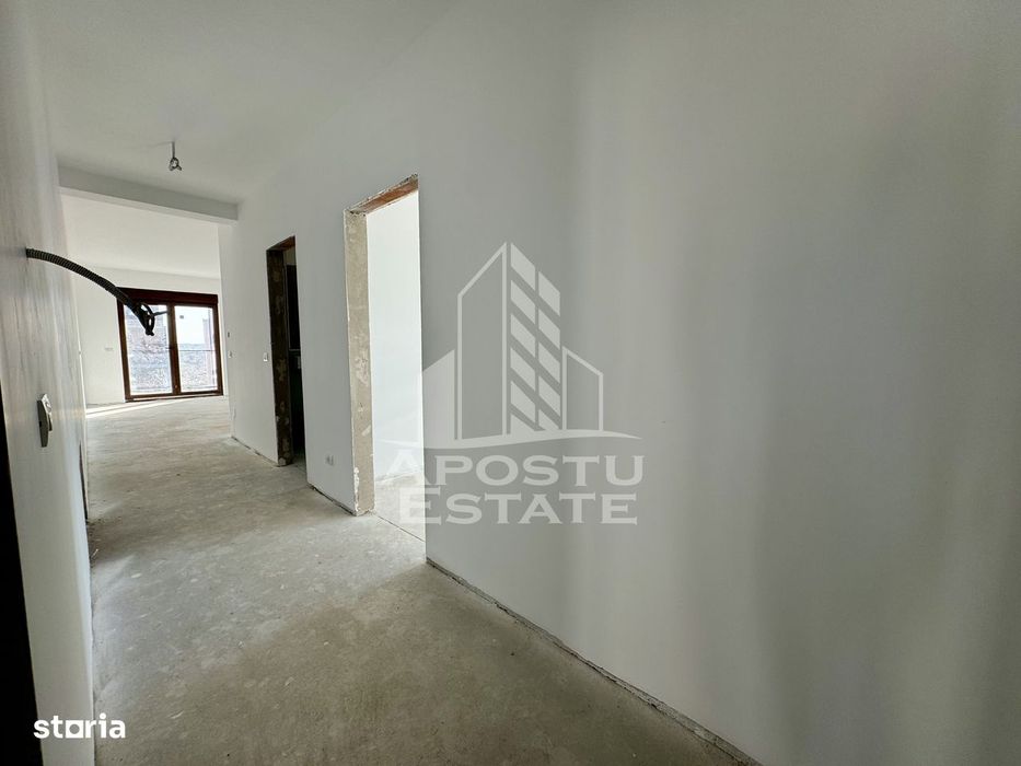 Apartament cu 2 camere incalzire in pardoseala, etajul 1 Bryatim.