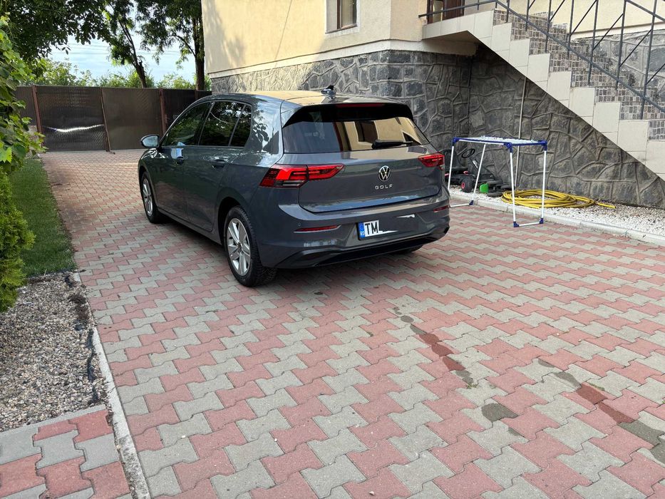 VOLKSWAGEN Golf 2023 — imagine 4