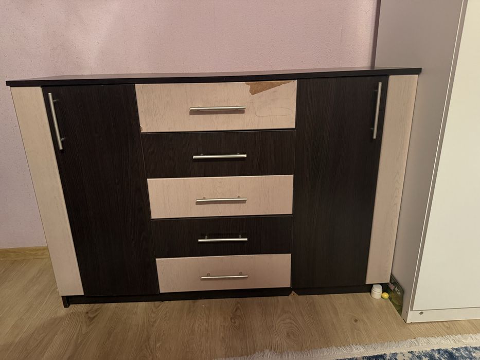 Камод под телевизор