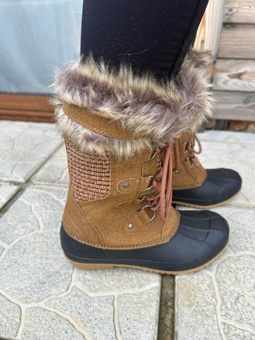 Различен стил. Дамски ботуши за сняг -  36. 38. 41 -  17.90 Evro