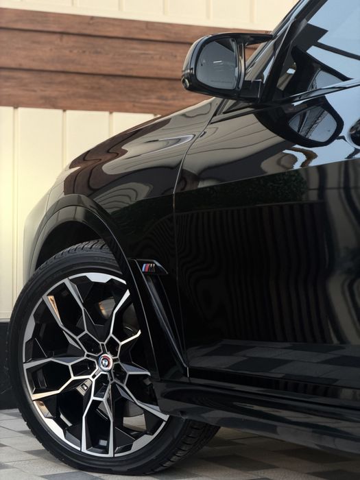 Bmw x7 M60 full