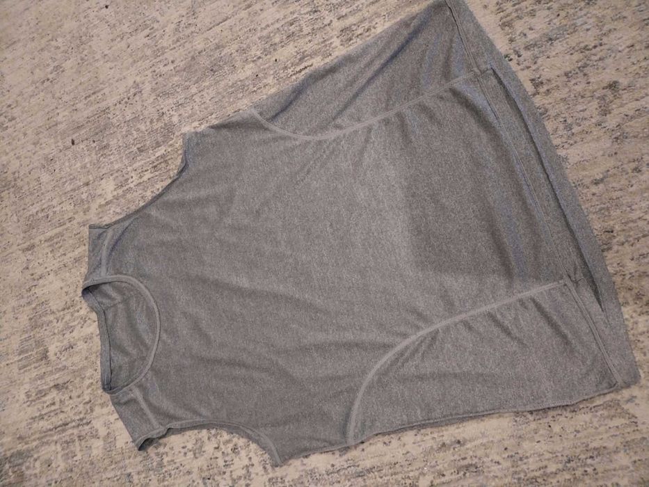 Сива спортна тениска без ръкави от Германия NORTH FACE