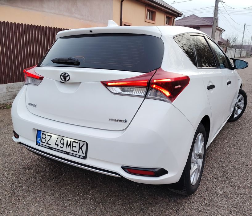TOYOTA Auris 2018 — imagine 4