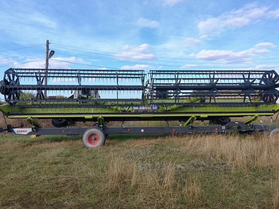 Продаётся жатка зерновая CLASS MAX FLO 1050