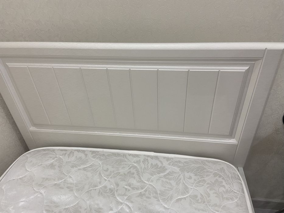 Кровать односпальная