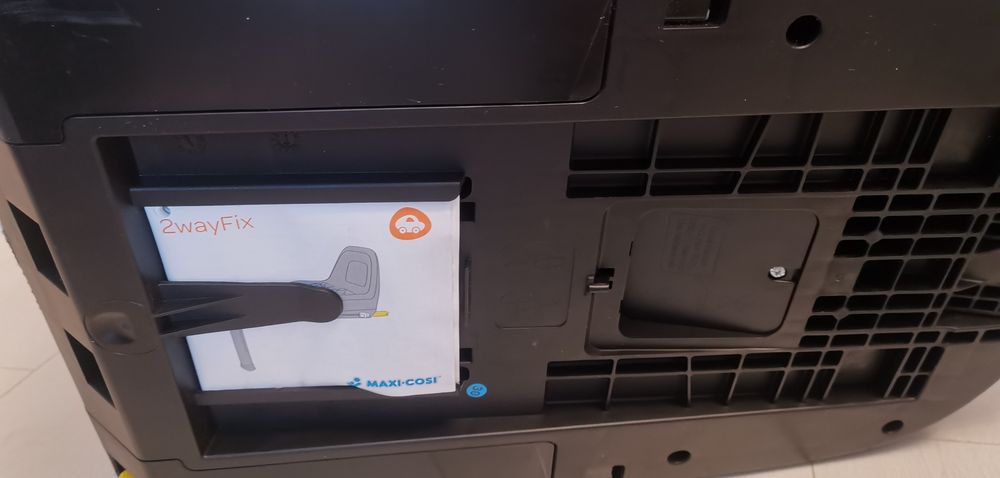 Scaun Auto 2Way Pearl baza Isofix potrivit pana la 104 cm