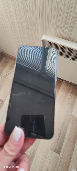 Телефон Samsung A50