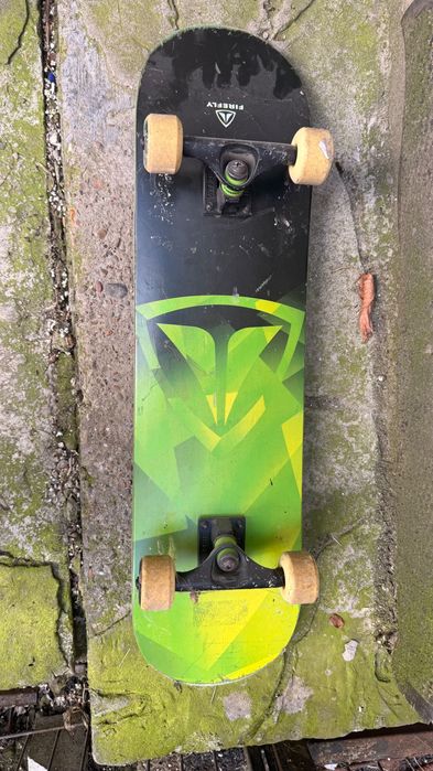 Skateboard Firefly