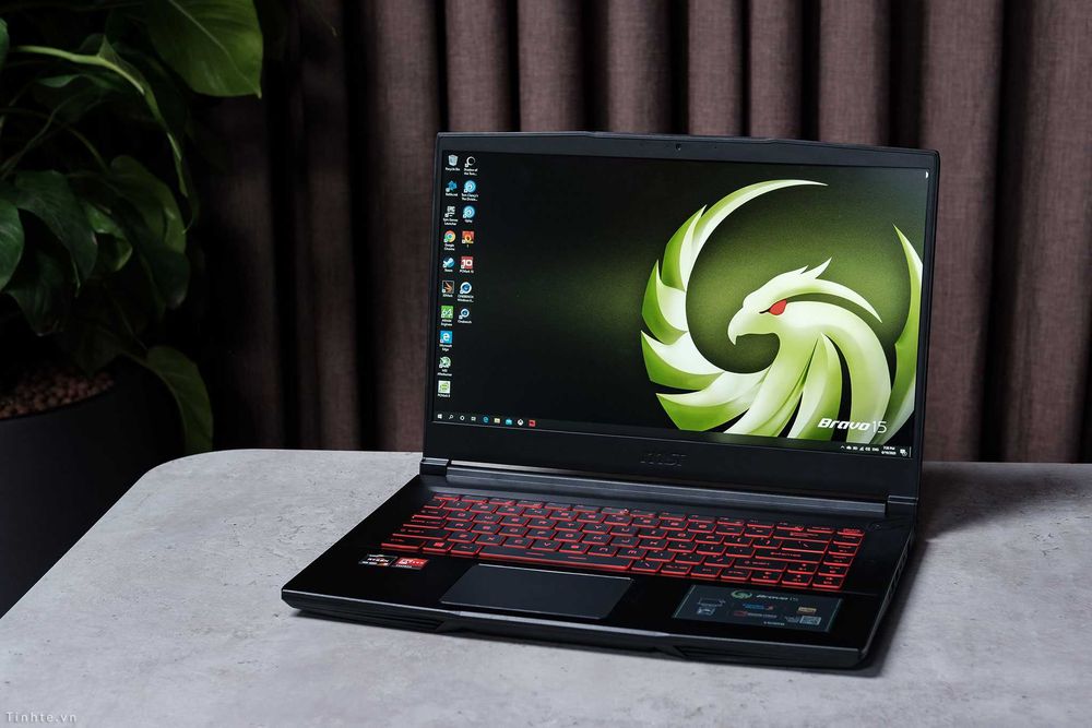 Laptop GAMING MSI Bravo 15 A4DDR 144hz AMD Ryzen 4600H Radeon RX 5500M