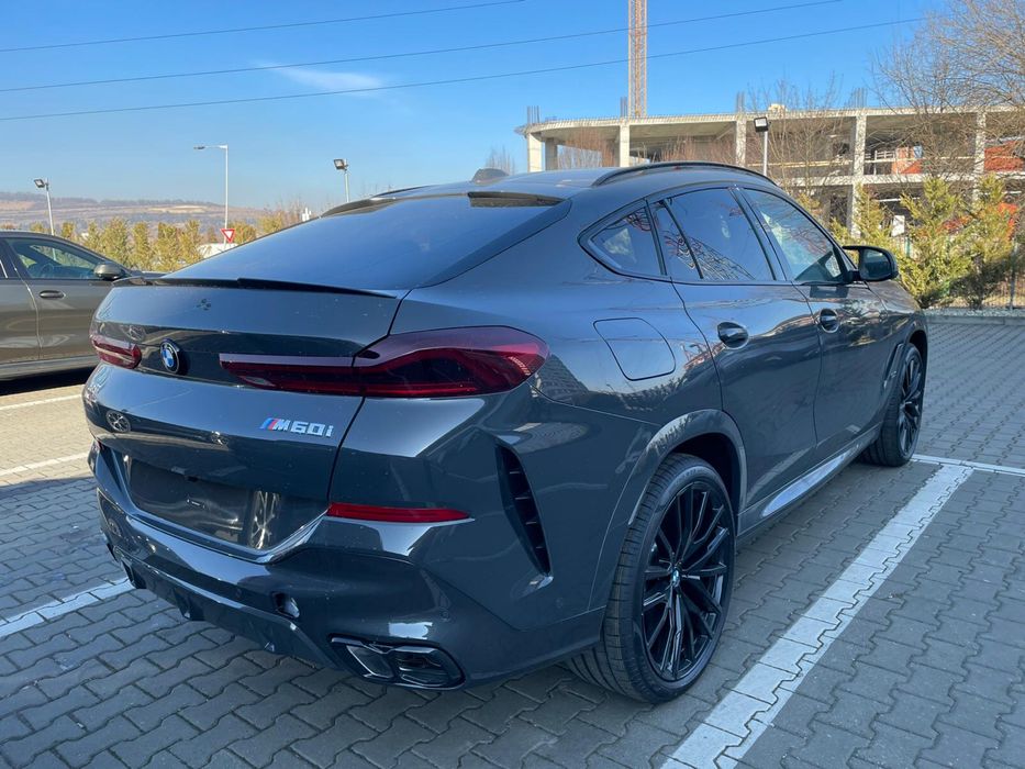 BMW X6 M60i xDrive an 2024 Hybrid 21% TVA deductibil