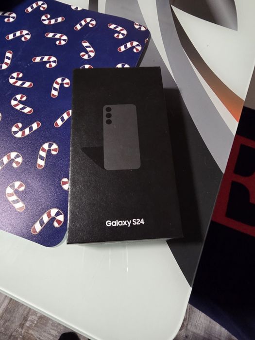 Прадавам самсунг с24 256