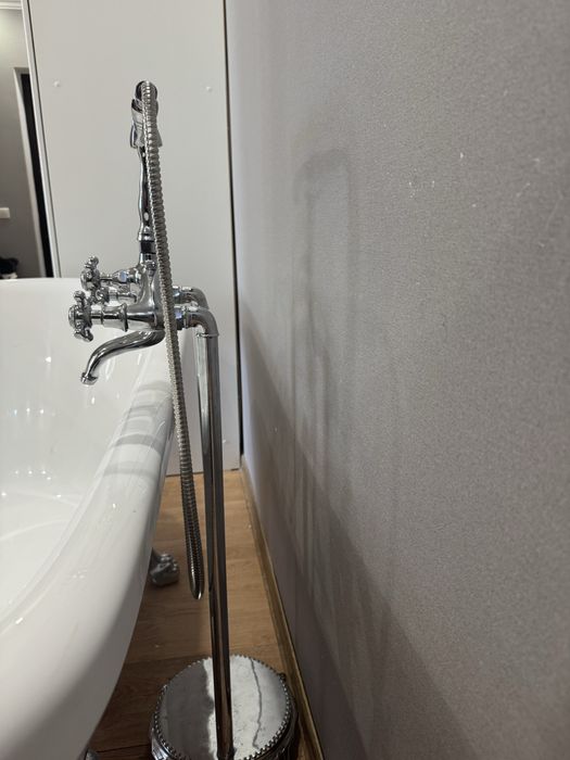 Ванна акриловая